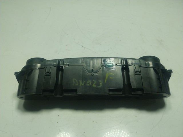 Блок управління кондиціонером A2198300585 Mercedes