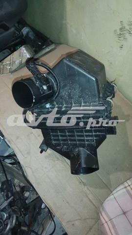 Корпус повітряного фільтра, верхня частина 1770536130 Toyota