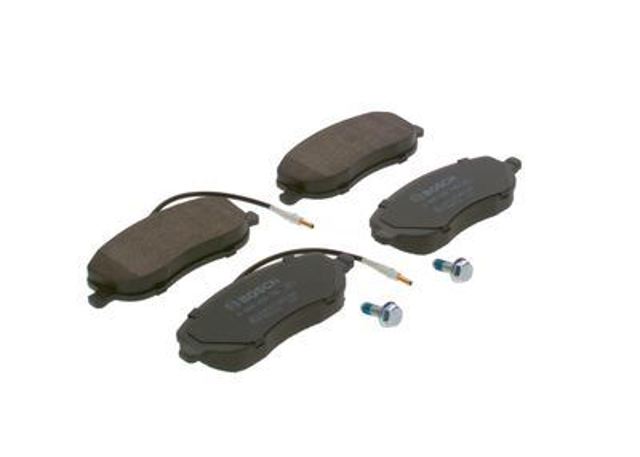Передні тормозні колодки 986424789 Bosch