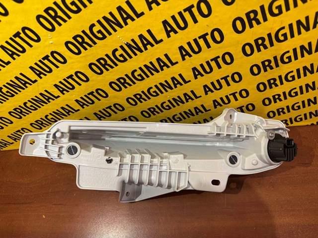 Купити KAAA51060A Mazda Фара денного світла, права