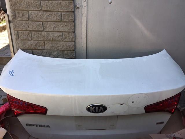 692004C010 Hyundai/Kia Кришка багажника