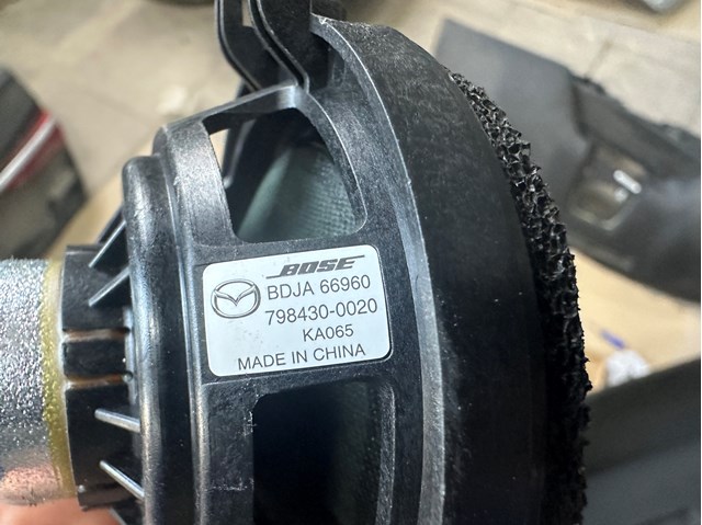 Купити BDJA66960 Mazda 