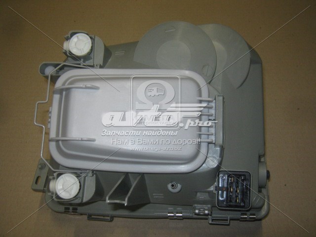 Фара ліва передня TYC 20C740052B ціна, від 85.57 USD