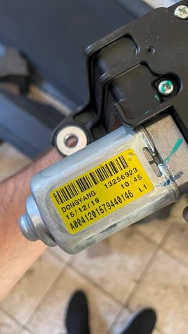 Склоочисник дверей задка Opel 13256923 ціна, від 19.12 USD