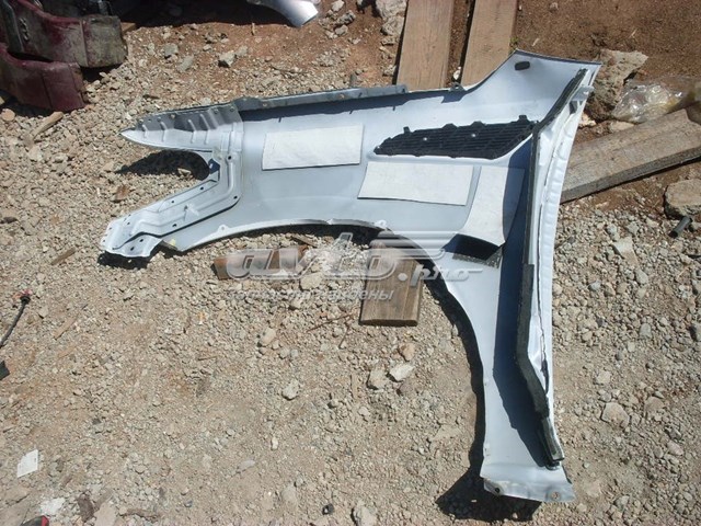 Купити 631001LA0A Nissan/Infiniti Крила