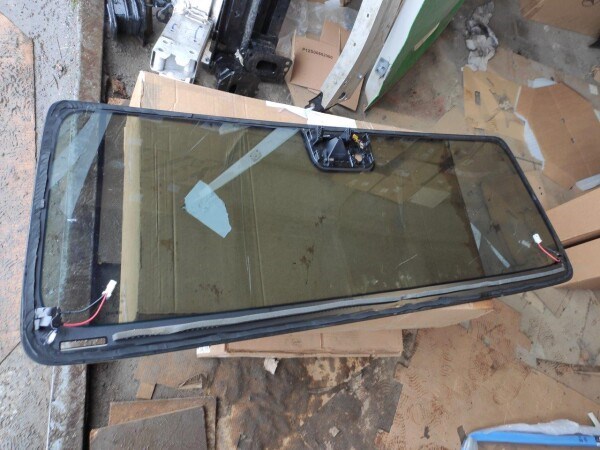 Скло лобове Mercedes A463670400064