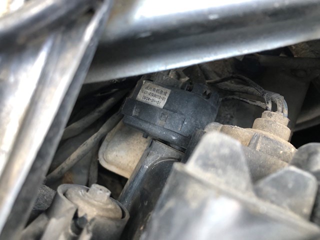 Фара ліва 1017009814 Geely