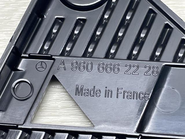Купити A9606662228 Mercedes Підніжка ліва