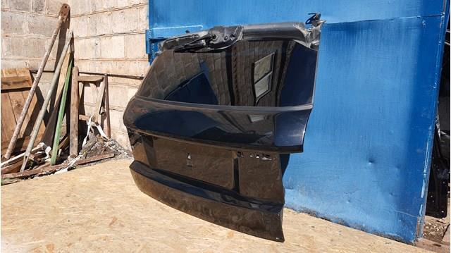 LR064614 Land Rover Треті двері