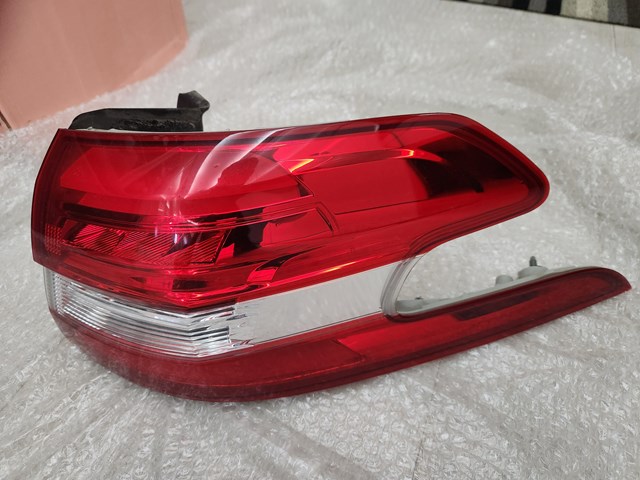 Ліхтар задній правий, зовнішній Peugeot/Citroen 9678093880 ціна, від 216.60 USD