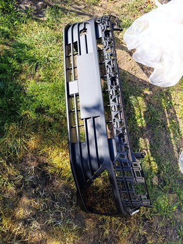 95N20710 Polcar Бампер передній в зборі