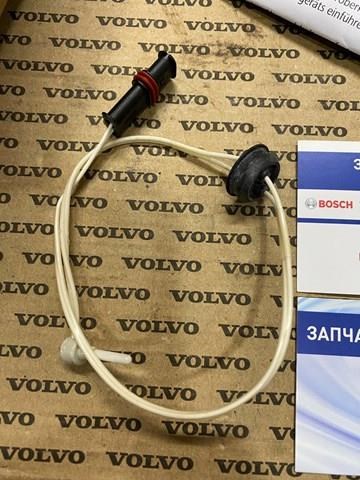 82382164 Volvo 