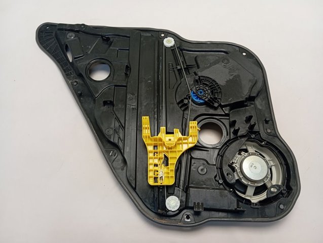 Купити 83460AT000 Hyundai/Kia Двигун стеклопод'емника двері задньої, правої