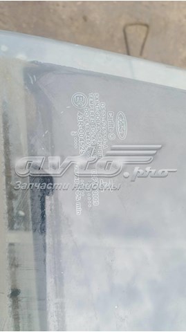 Скло заднє ліве Ford DS73F25713A