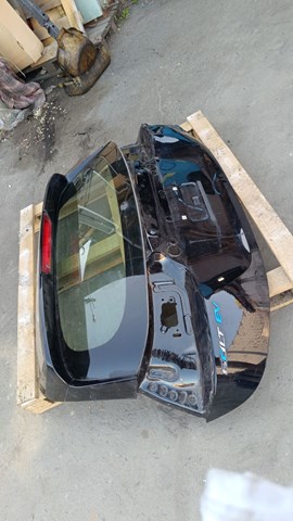 П'яті двері General Motors 42743404 ціна, від 1013.50 USD