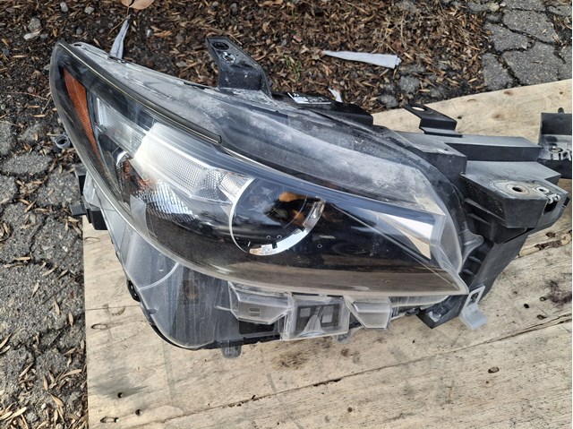 Основна фара - вставка Mazda TM52510K0D ціна, від 190.03 USD