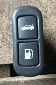 Кнопка салону приводу замка 3/5 двері (ляди) / кришки багажнику Hyundai/Kia 935503E000
