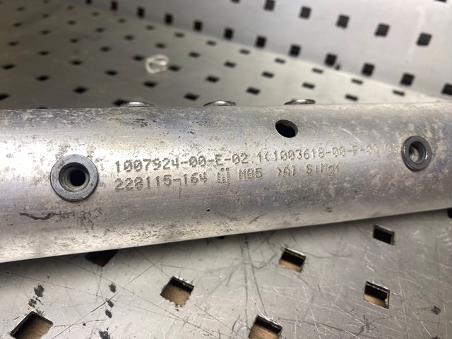 Купити 100792400E Tesla 