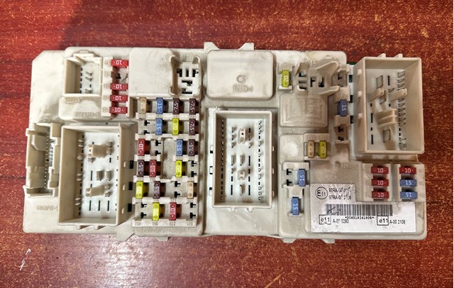  Ford 7M5T14A073BF ціна, від 50.79 USD
