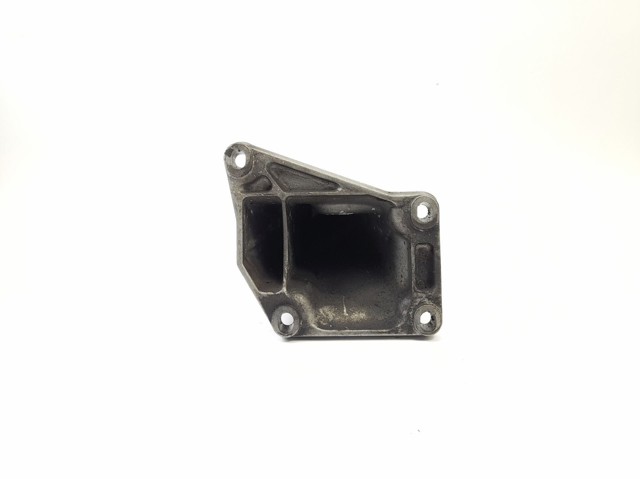 Кронштейн подушки (опори) двигуна, правої BMW 1095084 ціна, від 12.67 USD