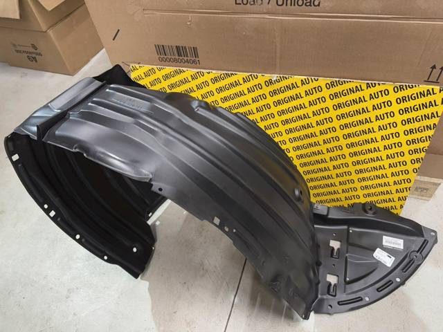 Купити TK4856130B Mazda Підкрилок передній правий