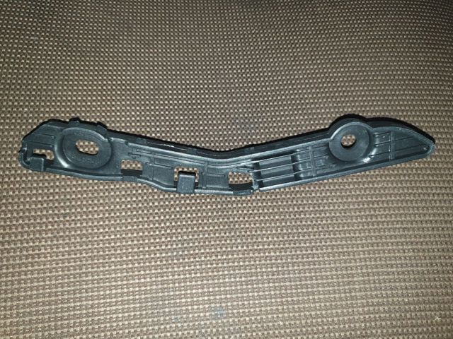 Кріплення бампера Mercedes A2548854900 ціна, від 5.70 USD