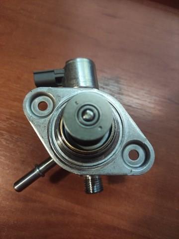 Паливний насос високого тиску 166301KC0C Nissan/Infiniti