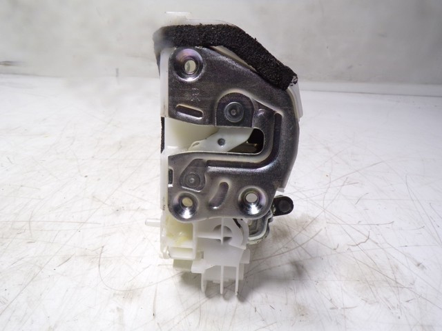 Замок задньої дверї, правої Suzuki 8230154P02 ціна, від 24.23 USD