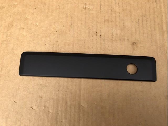 Ручка багажника VAG 7E0829139A3FZ ціна, від 85.17 USD
