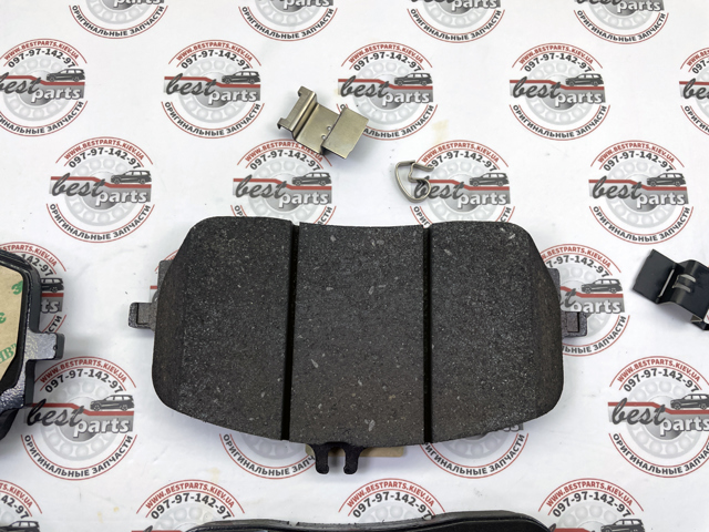 Гальмівні колодки Mercedes A0004216302 ціна, від 139.36 USD