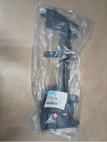Повітропровід (дефлектор) радіатора, правий FPS FP3813218 ціна, від 12.63 USD