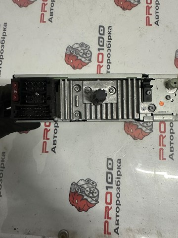 Магнітола (радіо AM/FM) Renault Trafic II фургон (FL) (2001 - 2014) ціна, від 45.09 USD