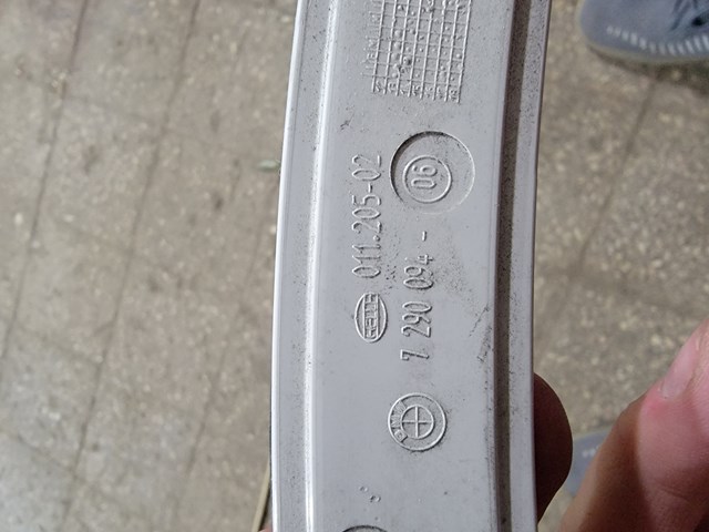 Катафот (відбивач) переднього бампера, правий 7290094 BMW