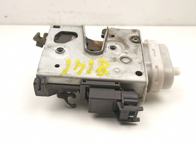 Купити 8L1837016C VAG Замок дверки правої передньої