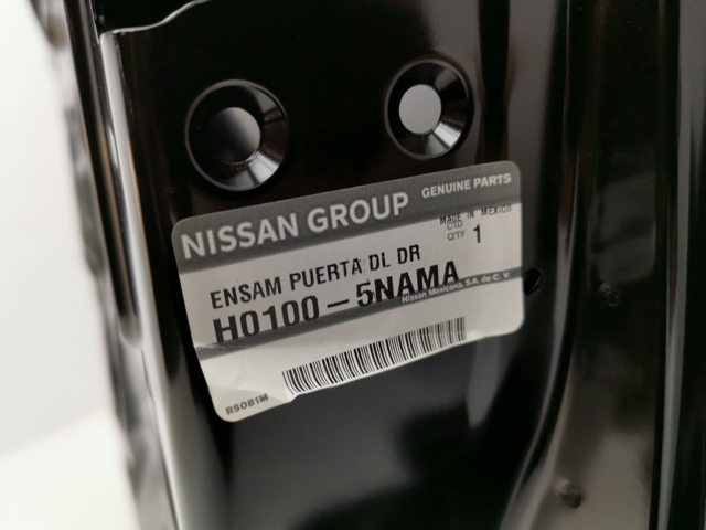 H01005NAMA Nissan/Infiniti Пасажирські передні двері