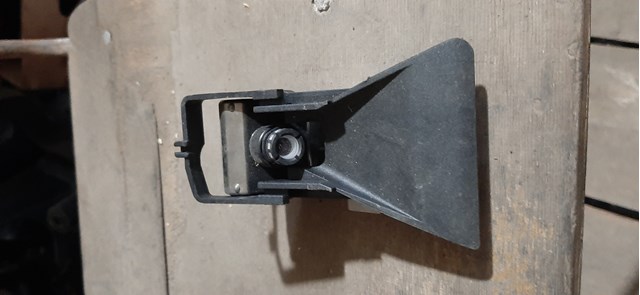  BMW 665109190726