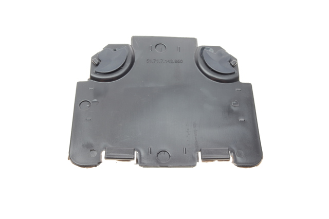 Лючок підкрилка переднього правого Autotechteile 7015175 ціна, від 3.83 USD