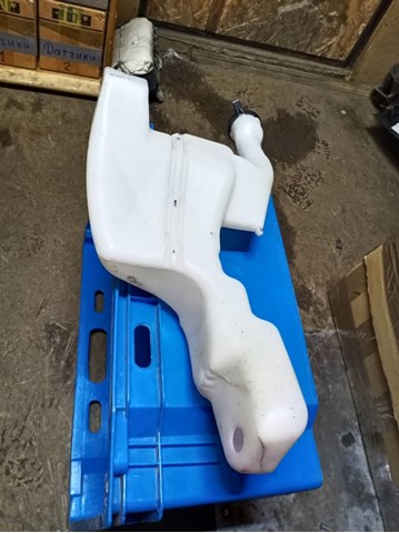 Купити AE8317B613A Ford 