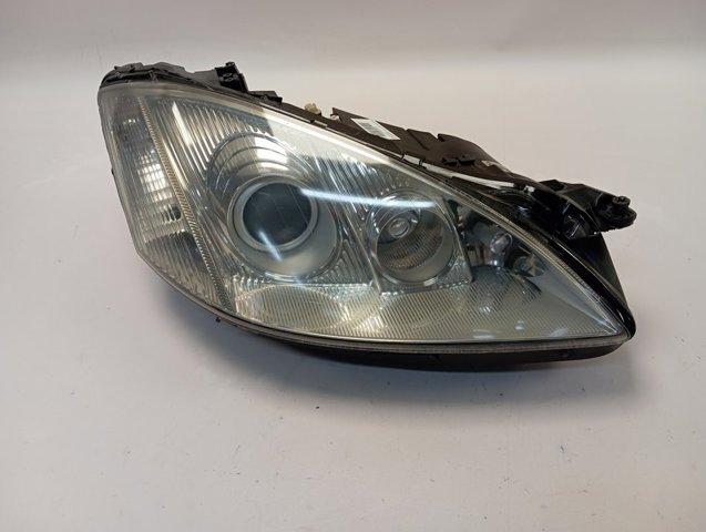 Купити A2218200861 Mercedes Права блок фара