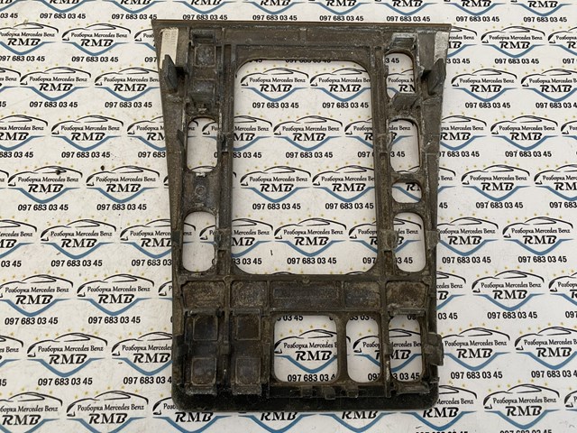  Mercedes A2106831708