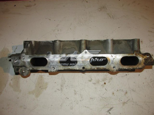 Колектор впуск нижній Renault (RVI) 8200701427