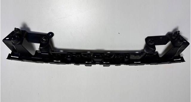 Кронштейн бампера заднього, центральний Land Rover LR137682 ціна, від 52.60 USD