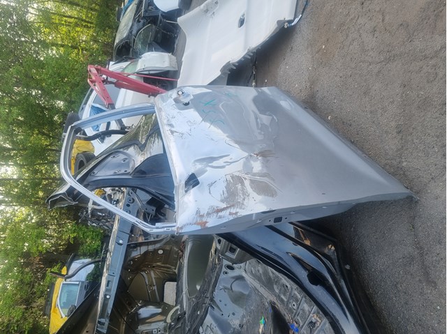 Купити 60009SJ0519P Subaru Двері кабіни