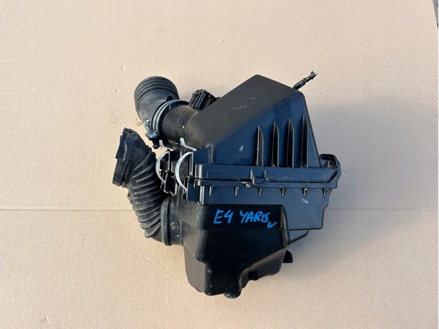 17701K0040 Toyota Корпус повітряного фільтра, нижня частина