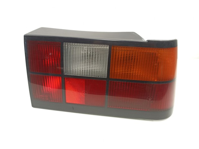 Купити Задня права фара Volvo 440 K 445