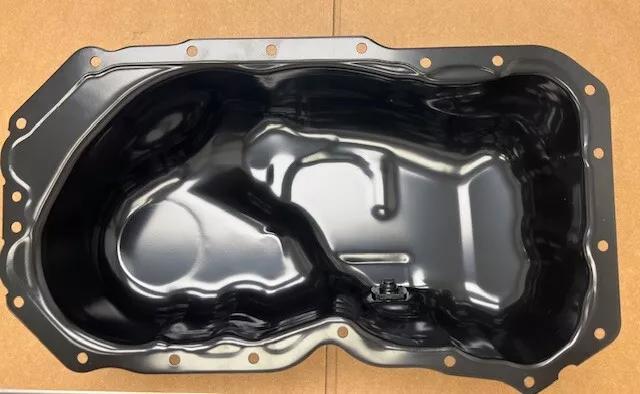 Піддон масляний картера двигуна Mazda PY0110400