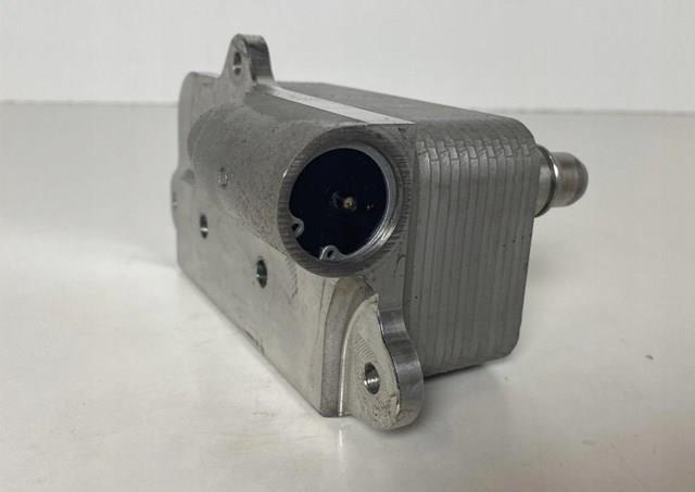 Купити LR049900 Land Rover Радіатор охолодження, АКПП