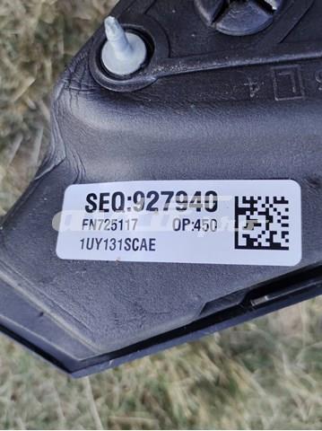 1UY131SCAE Chrysler 