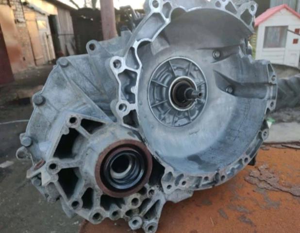  EV6Z7000ARM Ford