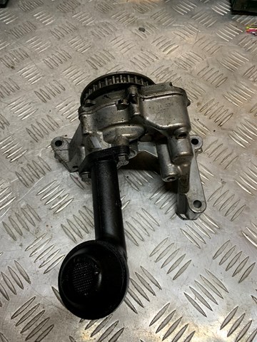 Помпа масляна VAG 03L115105C ціна, від 64.19 USD